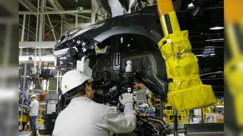 La producción automotriz pisó el freno en junio pero por una buena razón