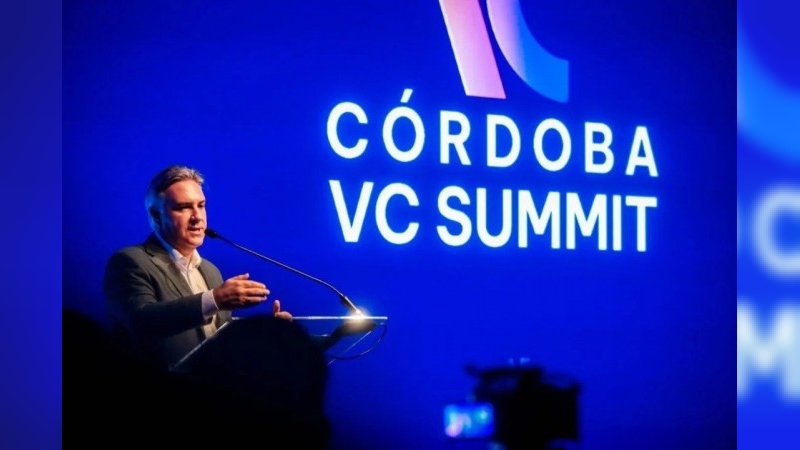 Martín Llaryora anunció un fondo $10 mil millones para emprendimientos innovadores