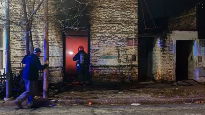 Una mamá con cuatro hijos perdió todo en un incendio en Córdoba y vecinos se unen para ayudar