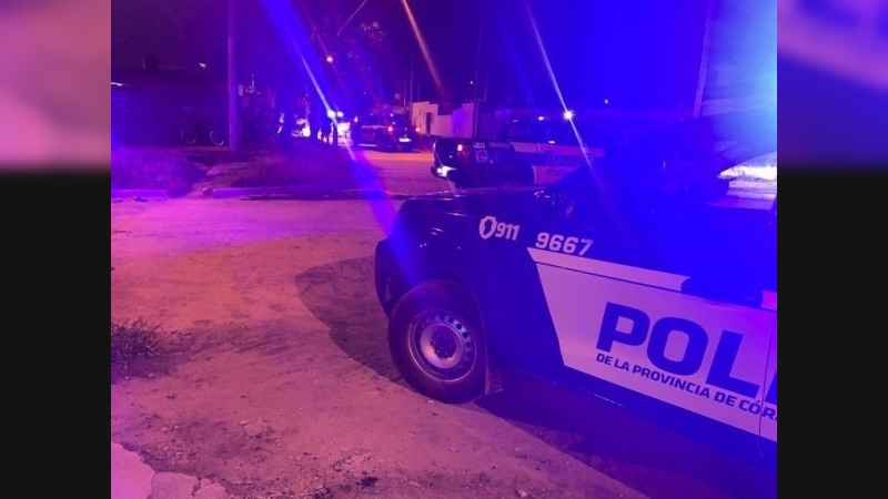 Detenida: junto a un cómplice y a mano armada robó a un hombre de barrio Vélez Sársfield