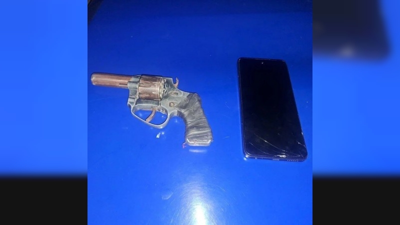 Cuatro adolescentes intentaron asaltar a un chofer de Uber en barrio Suárez