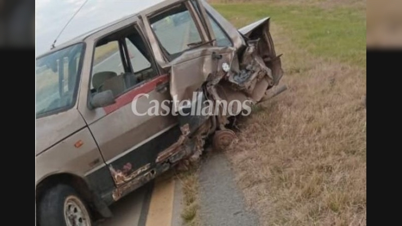 Fuerte choque de autos en Autovía 19: un adulto y dos menores heridos