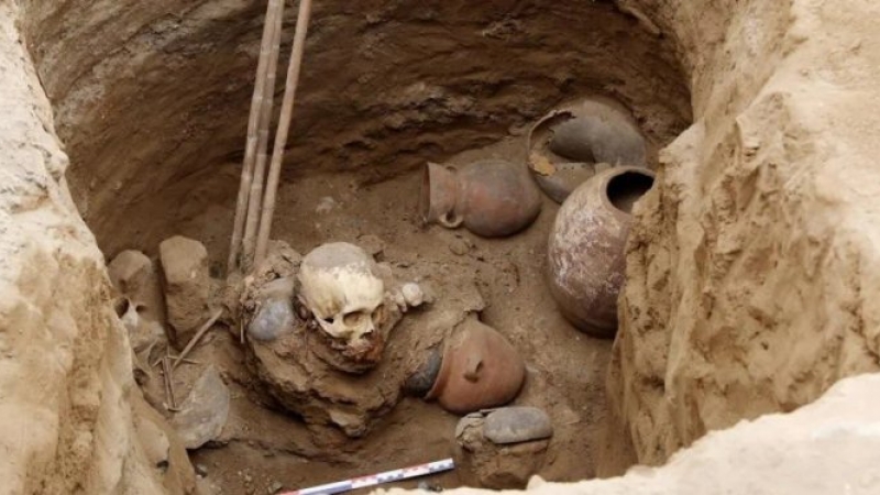 Perú: hallaron una tumba de la cultura Chancay de diez siglos de antigüedad