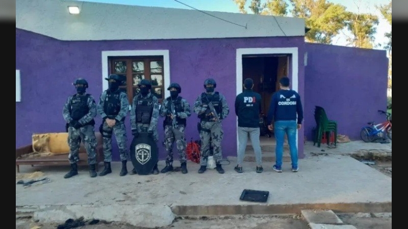 Allanamientos en Frontera por un robo en Freyre: secuestran un arma "tumbera", marihuana y una moto