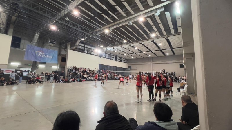 El vóley local celebró la 19ª edición de su torneo en San Francisco