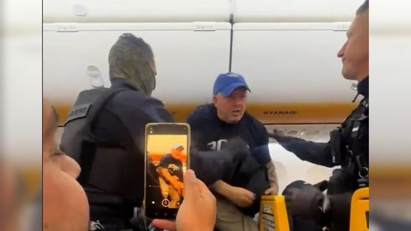 Aterrizaje de emergencia en Toulouse: una despedida de soltero complicó un vuelo comercial