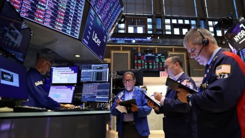 Subieron las acciones y el Riesgo País cerró en 408 puntos básicos