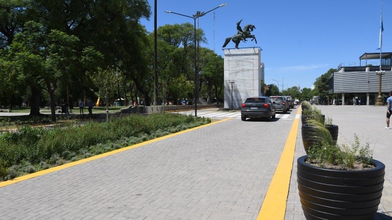 Apertura de avenida del Libertador y paso peatonal y bicisenda en altura, dos obras públicas apropiadas por los vecinos