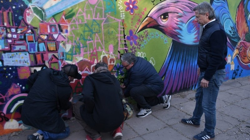 "Las paredes hablan&rdquo; tambi&eacute;n en barrio Roque S&aacute;enz Pe&ntilde;a