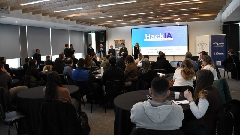 HackIA: 25 empresas de San Francisco incorporan la inteligencia artificial en sus procesos productivos
