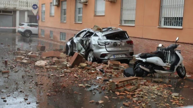 Terremoto en el sur de España causó daños materiales y activan el plan de emergencia