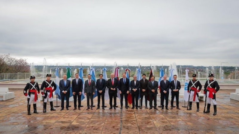 El Gobierno reúne a gobernadores del Norte Grande para buscar respuestas al planteo de las zonas cálidas
