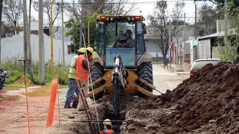La Municipalidad lleva obras cloacales a los barrios San Francisco, Brisas del Sur y zona norte