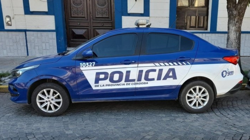 Un ciclista resultó herido tras colisionar contra un camión estacionado