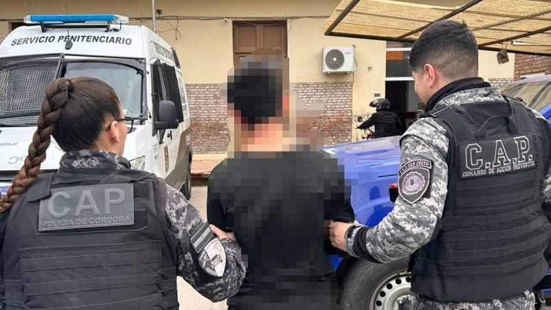 Un adolescente fue aprehendido tras ingresar a una vivienda y agredir a su propietario