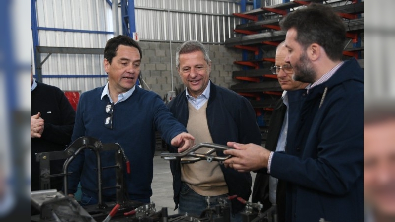 Bernarte visit&oacute; Laser Pro y destac&oacute; el crecimiento del Polo Industrial de San Francisco