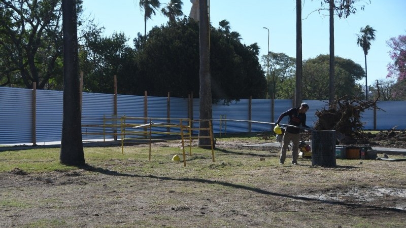 La Plaza V&eacute;lez Sarsfield avanza hacia la finalizaci&oacute;n de su plan integral de renovaci&oacute;n