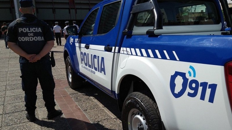 Detuvieron a un hombre que circulaba en un auto con patente ap&oacute;crifa y pedido de secuestro