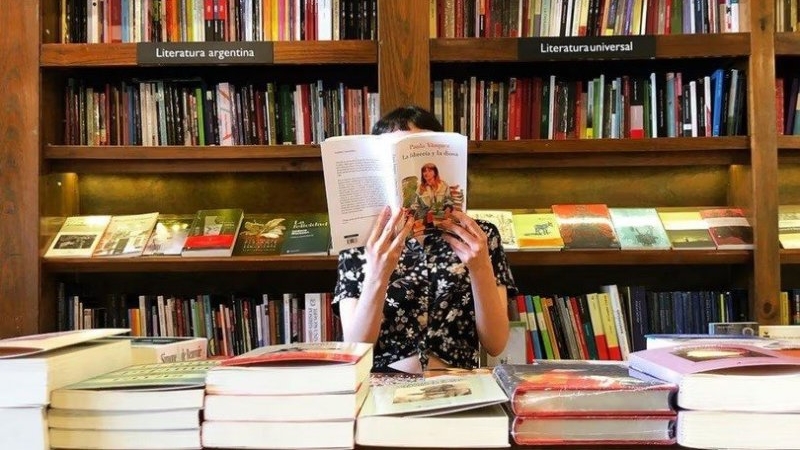 Las librer&iacute;as reclaman la emergencia en el sector ante ca&iacute;da cercana al 42% en la facturaci&oacute;n