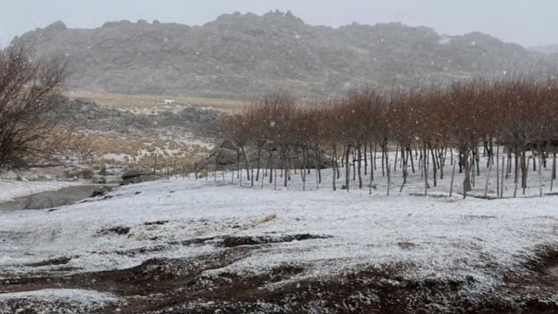 Sorpresa por una suave nevada en C&oacute;rdoba en pleno octubre