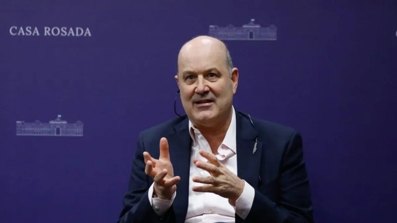 El Gobierno y una nueva apuesta por los despidos que genera tensi&oacute;n interna